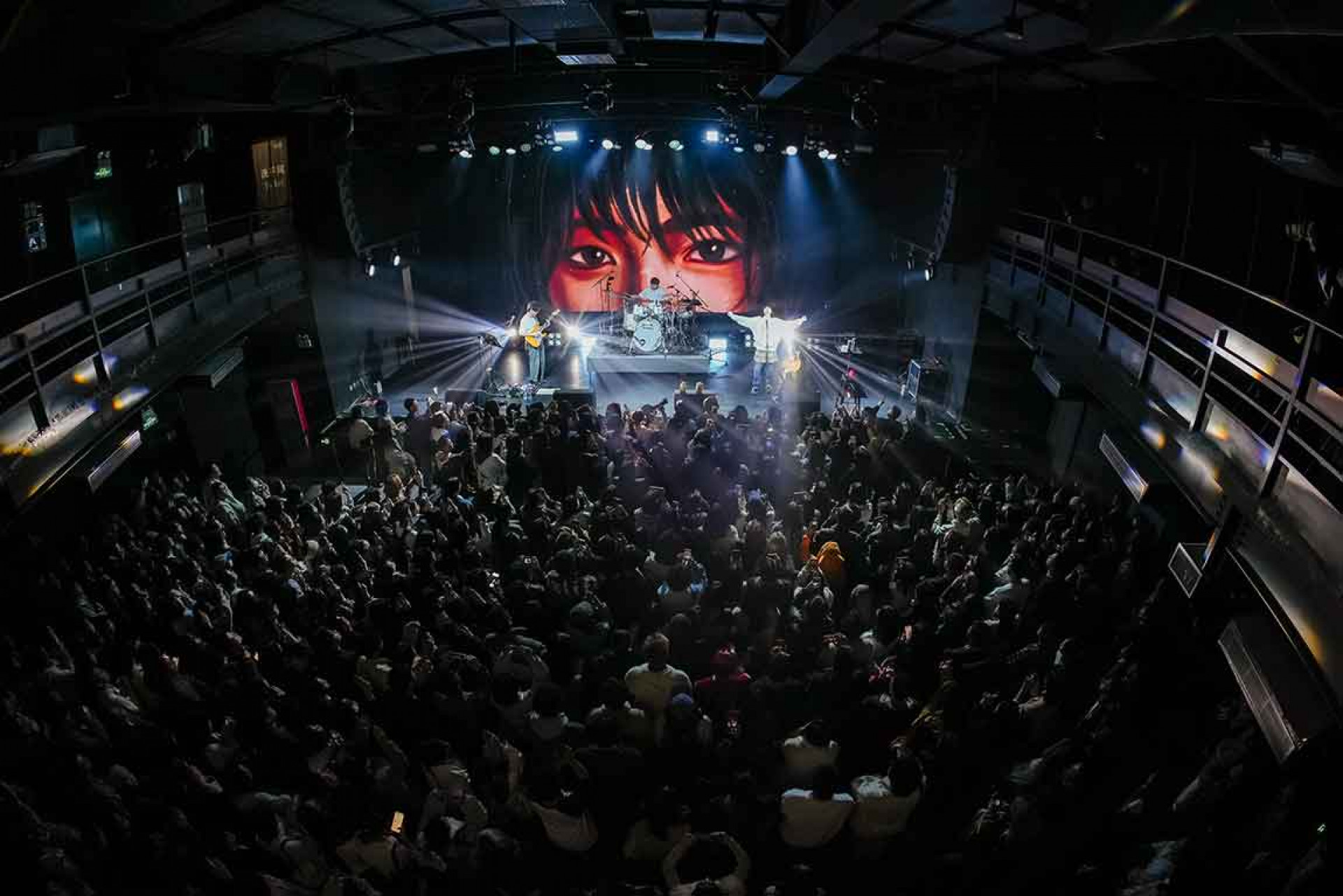 持修首次亞洲巡演《愛》