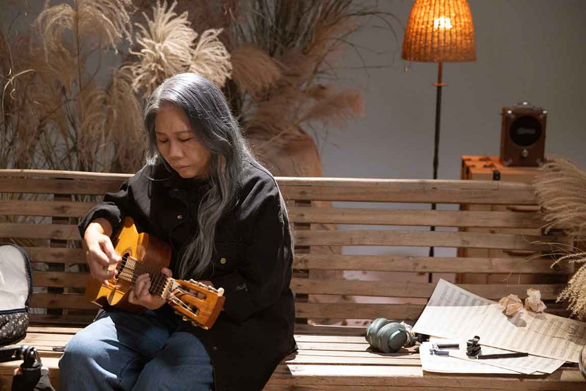 不只有《老翅膀》新歌 《大腳姐仔》、《化妝師》、《哈雷媽媽》歌曲也少不了