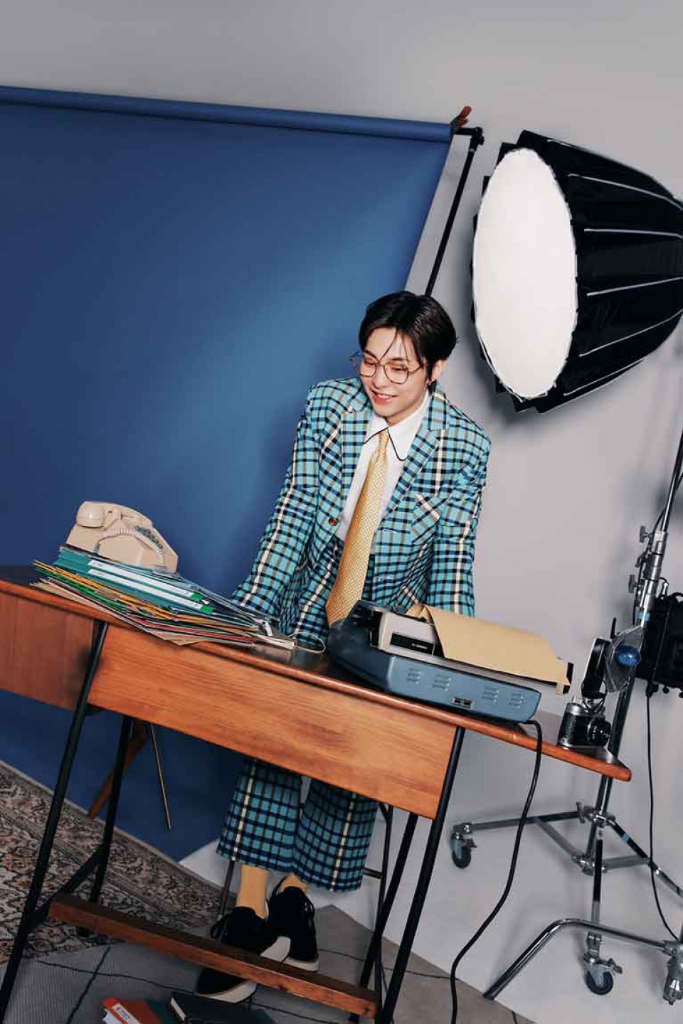 XIUMIN睽違2年6個月再度發表個人專輯,並宣布舉辦亞洲巡迴粉絲演唱會