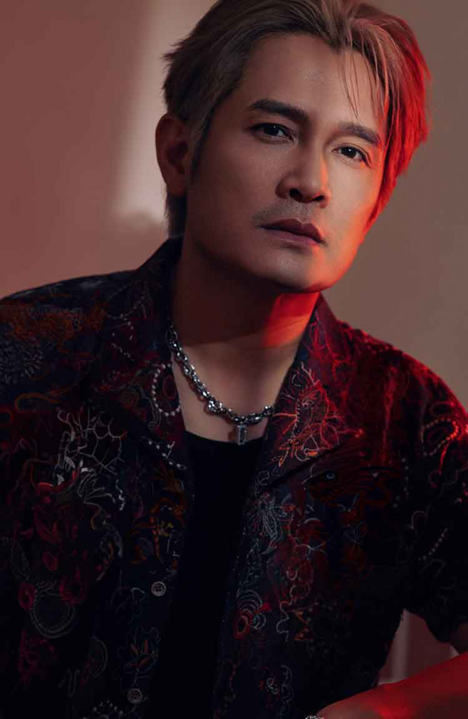 「金曲客語歌王」羅文裕從小唱台語歌長大,台語出『輯』沒包袱,翻玩台語獨有語言之美,盼用音樂陪伴大家成長