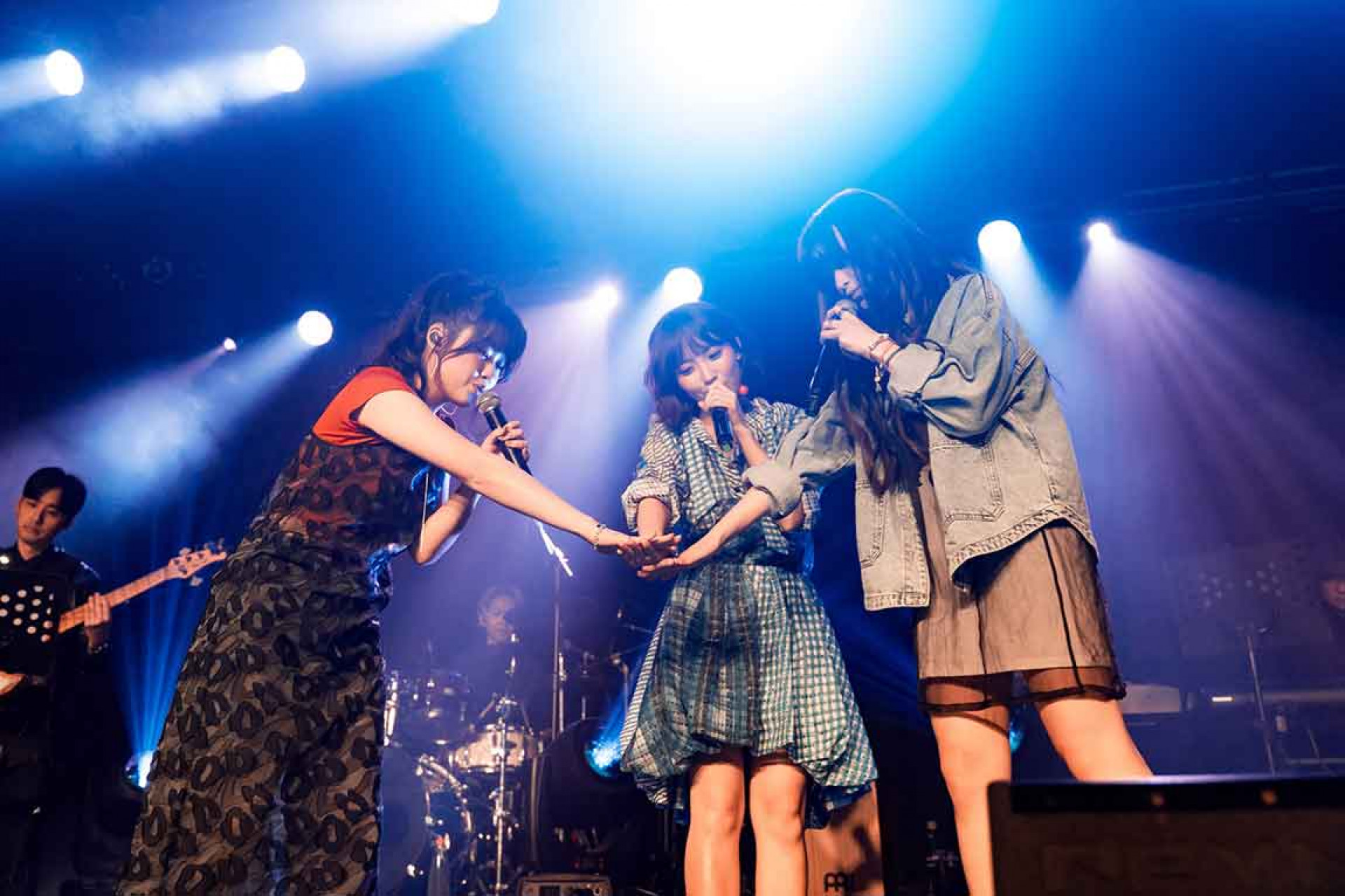 陳佩賢與同門師妹童雲晞、康庭瑋組成演唱會限定女團_左起童雲晞、陳佩賢、康庭瑋