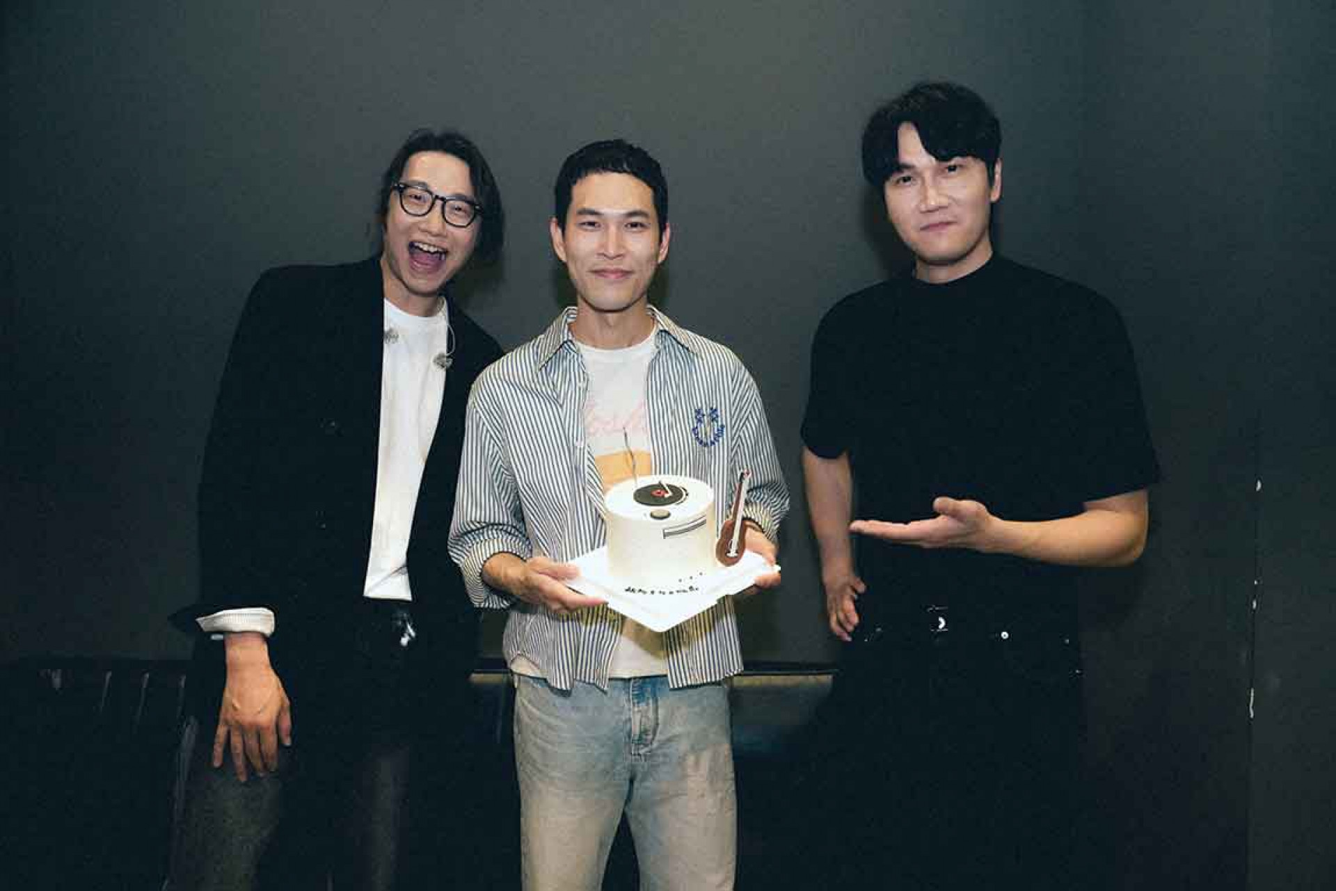 宇宙人廈門站巡演為阿奎慶生。（相信音樂提供）
