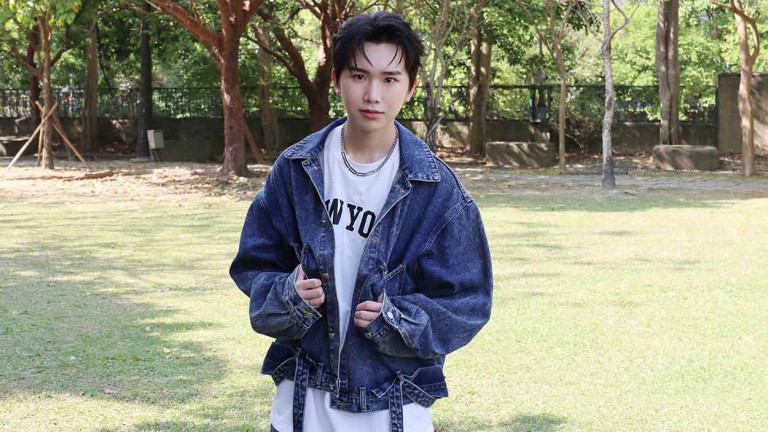 黃莑茗大展唱作才華量身打造網劇插曲〈最佳隊友〉封面照懸空抬頭高難度眼神詮釋情感