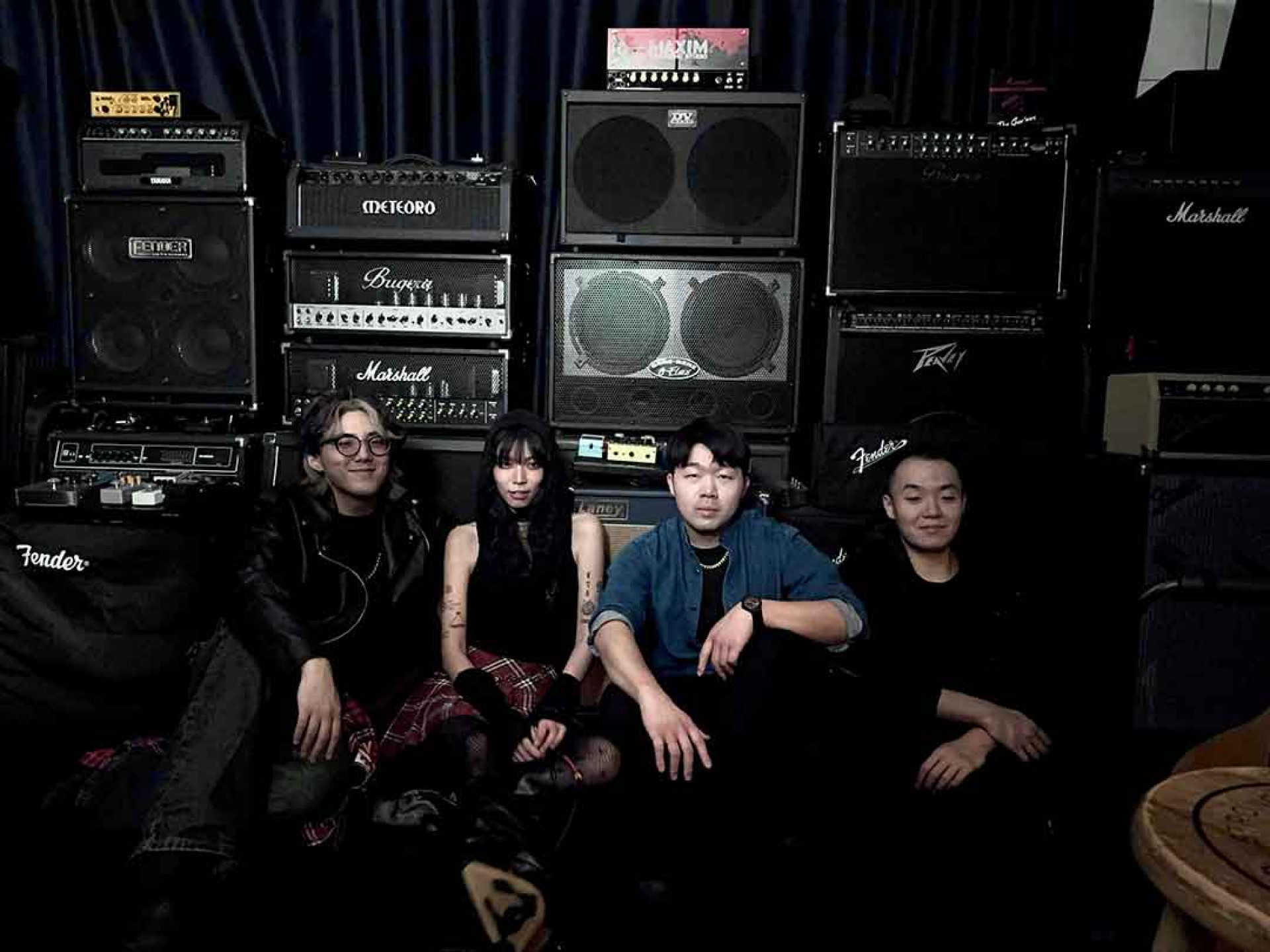 Niki the Unicorn (團 照)