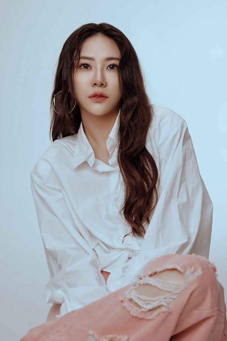 吳雨璇六月底即將推出個人首張專輯《逆盡》_