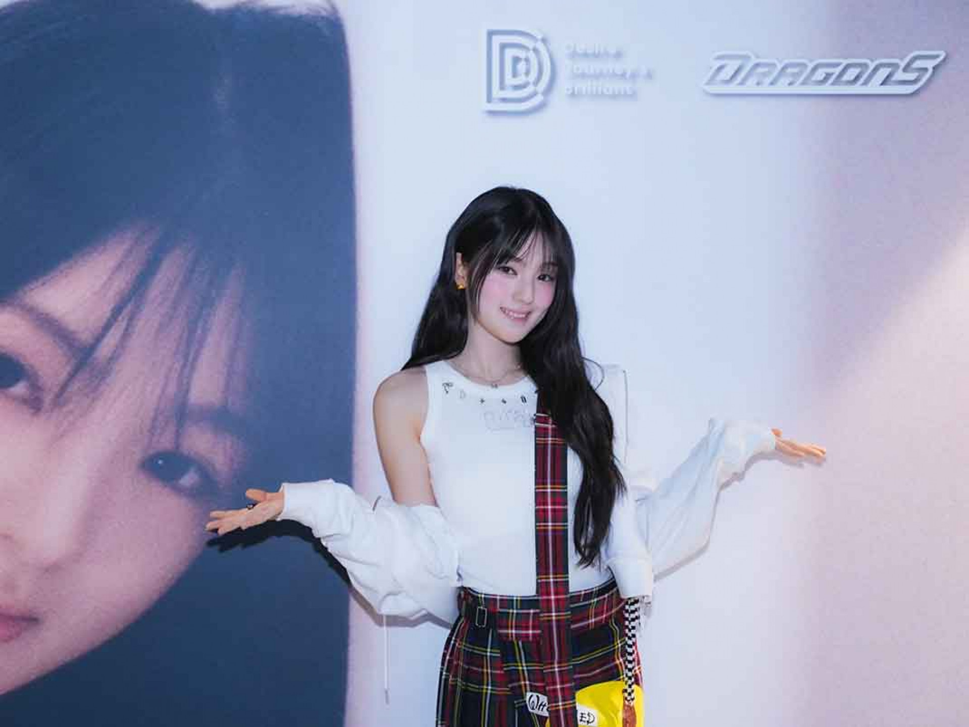 韓國爆紅18歲的少女歌手GYUBIN （朴珪斌），中華職棒史上 首位擔任開球嘉賓的韓流明星。