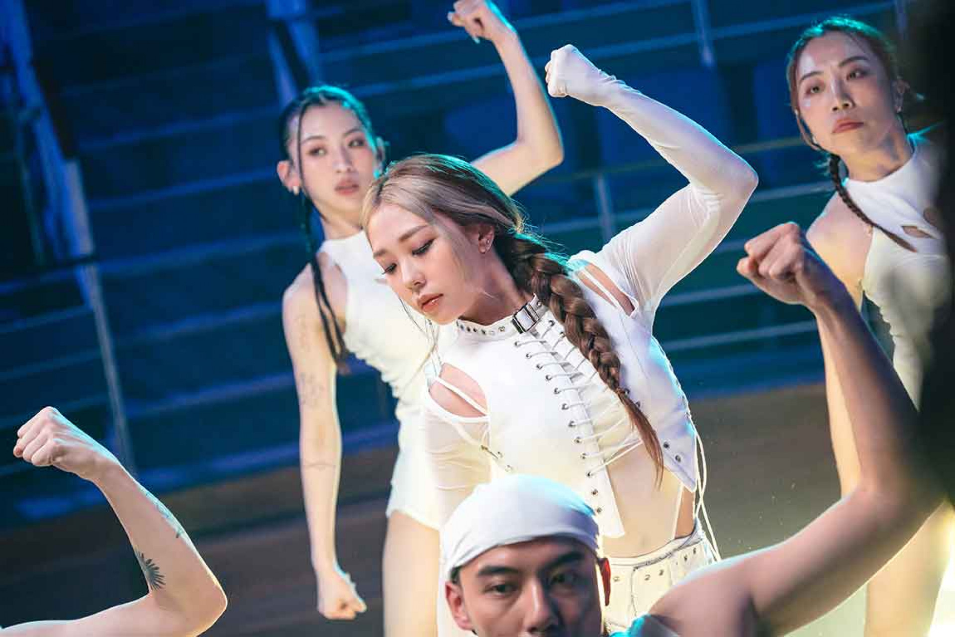 睽違4年”唱跳歌姬”蛻變成長、唱跳回歸!〈馬馬虎虎〉MV今首播