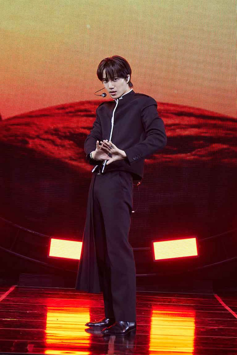 KAI第四張迷你專輯《Wait On Me》