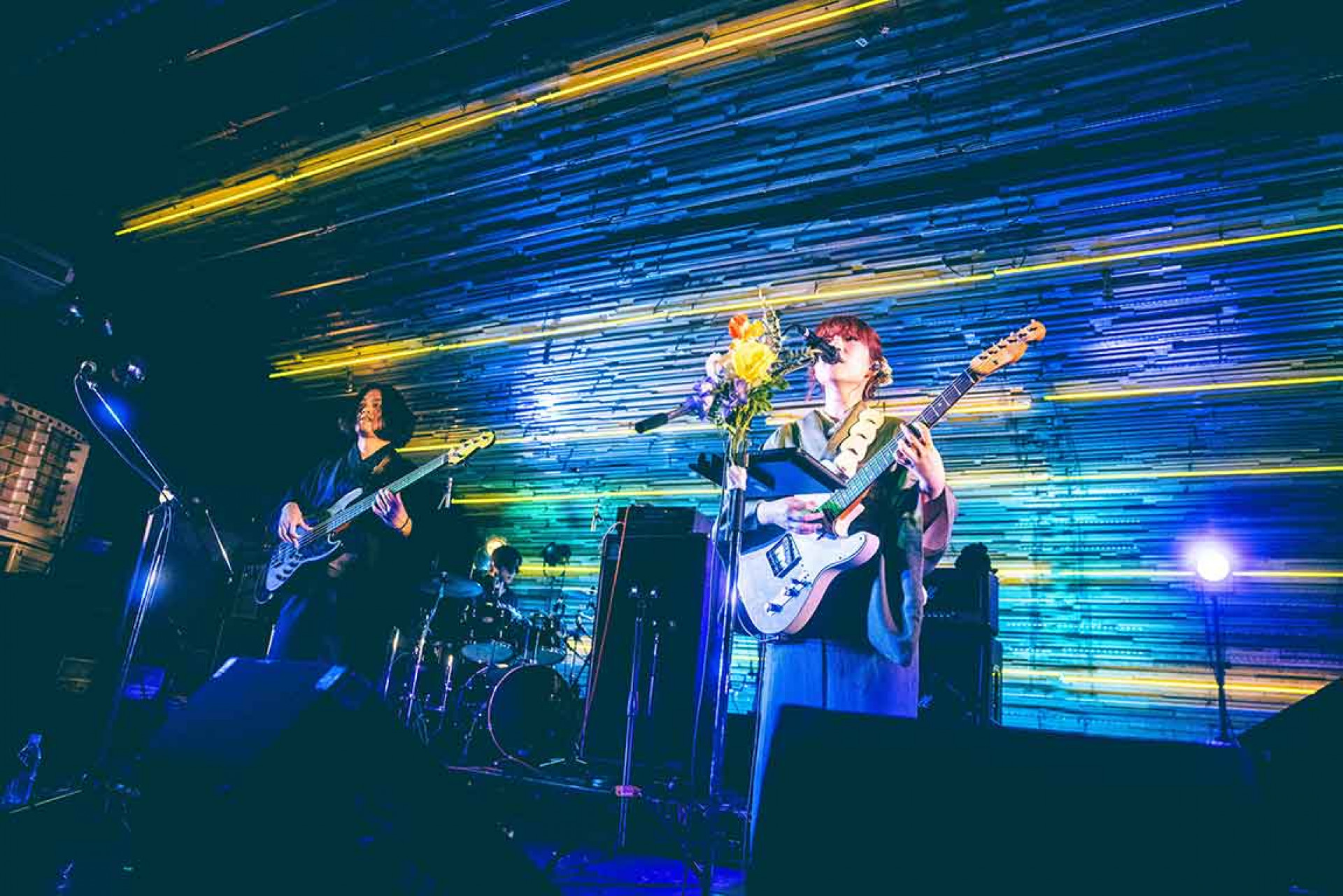 格式塔少女於四月初登上日本傳奇Livehouse味園ユニバース演出(photo credit_渡邉一生)