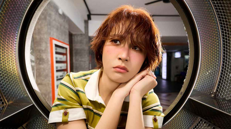 曾沛慈搶先釋出專輯預熱單曲〈搶先看〉全新挑戰曲風 MV拍攝滑倒竟一度被以為是「假摔」