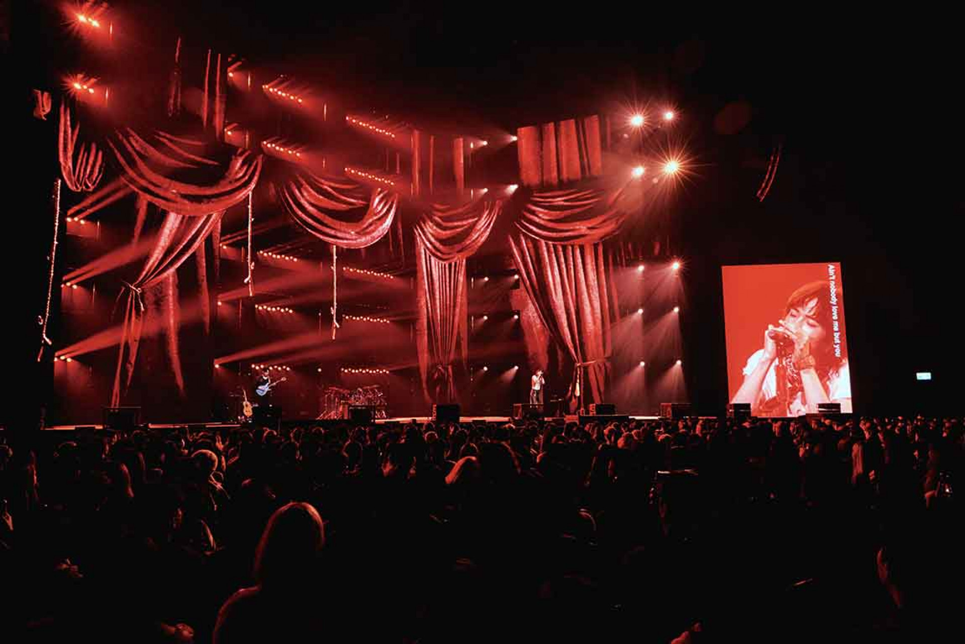 持修首次亞洲巡演《愛》演唱會圓滿落幕,最終章於台北流行音樂中心登場!