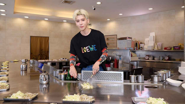 Bii畢書盡北流演唱會大成功 為感謝粉絲化身鐵板燒師父 笑稱拿到「那兩根」好開心