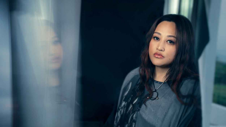 萬眾期盼 靈魂DIVA家家歷時6年蛻變回歸！首波創作曲〈月不落〉網友封「歐美大嗓DIVA」