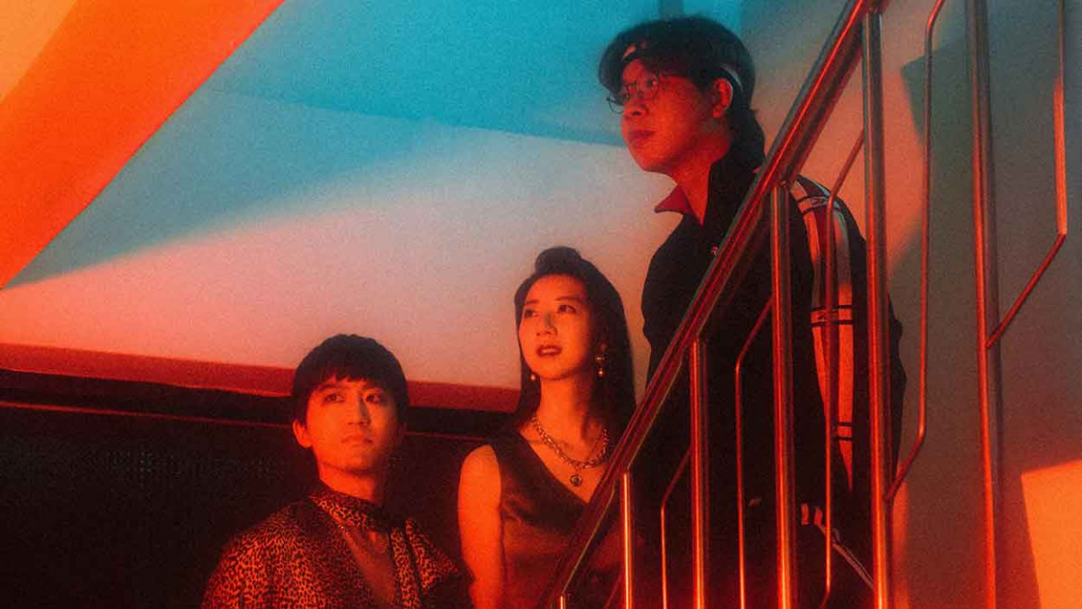 好樂團母親節前夕 發行新曲向媽媽 SAY SORRY!MV邀請網紅「哩賀阿嬤」同場尬戲