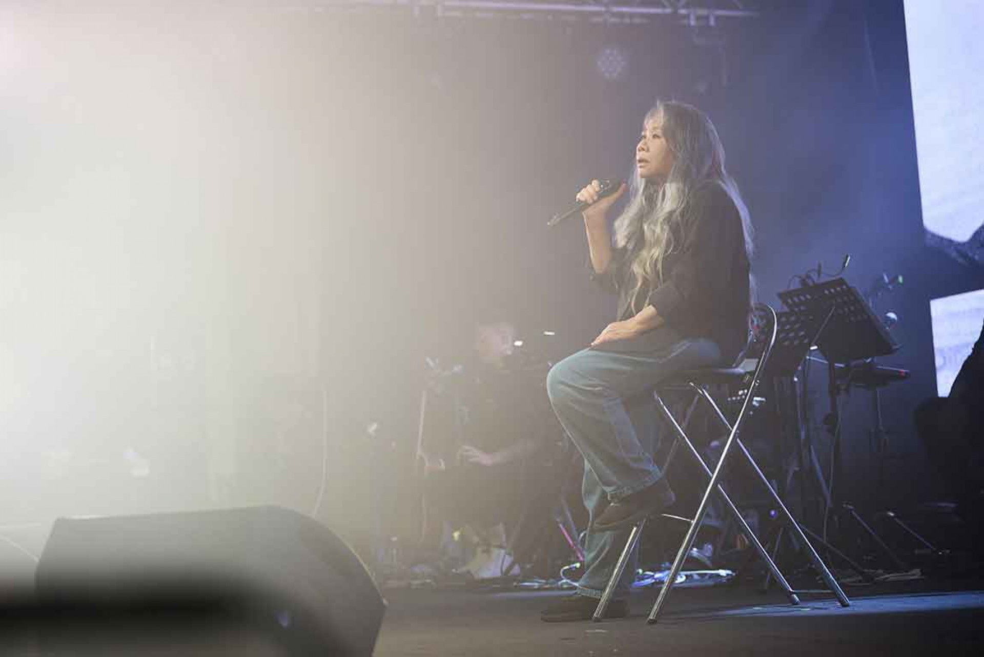 陳小霞七歲開始寫歌領悟:寫歌會讓我忘記飢餓孤單 邀姚若龍重新填詞完成新歌