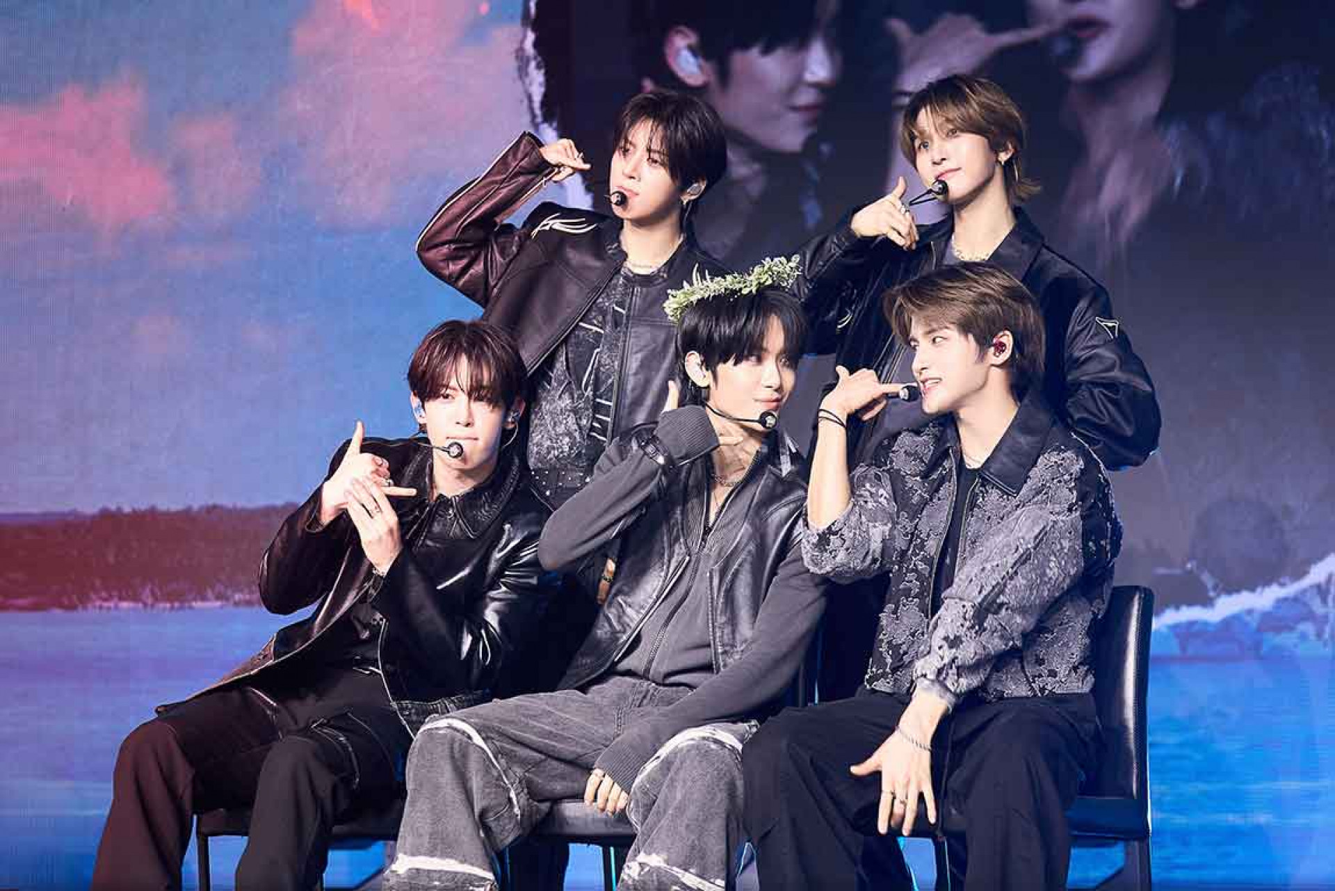 NOWADAYS成員實力扎實才華洋溢(上左-振赫-然宇-下左-炫彬-詩潤-潤)