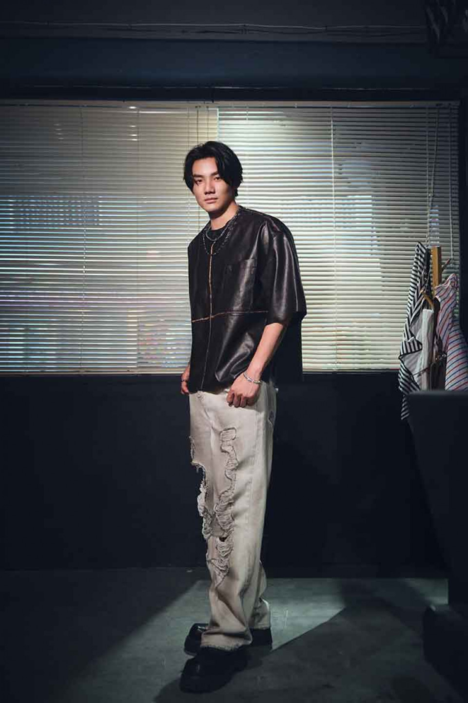 實力唱將徐暐翔演唱奇幻輕喜劇《成功路上》感人片尾曲〈沒開成的花〉 0513正式上架