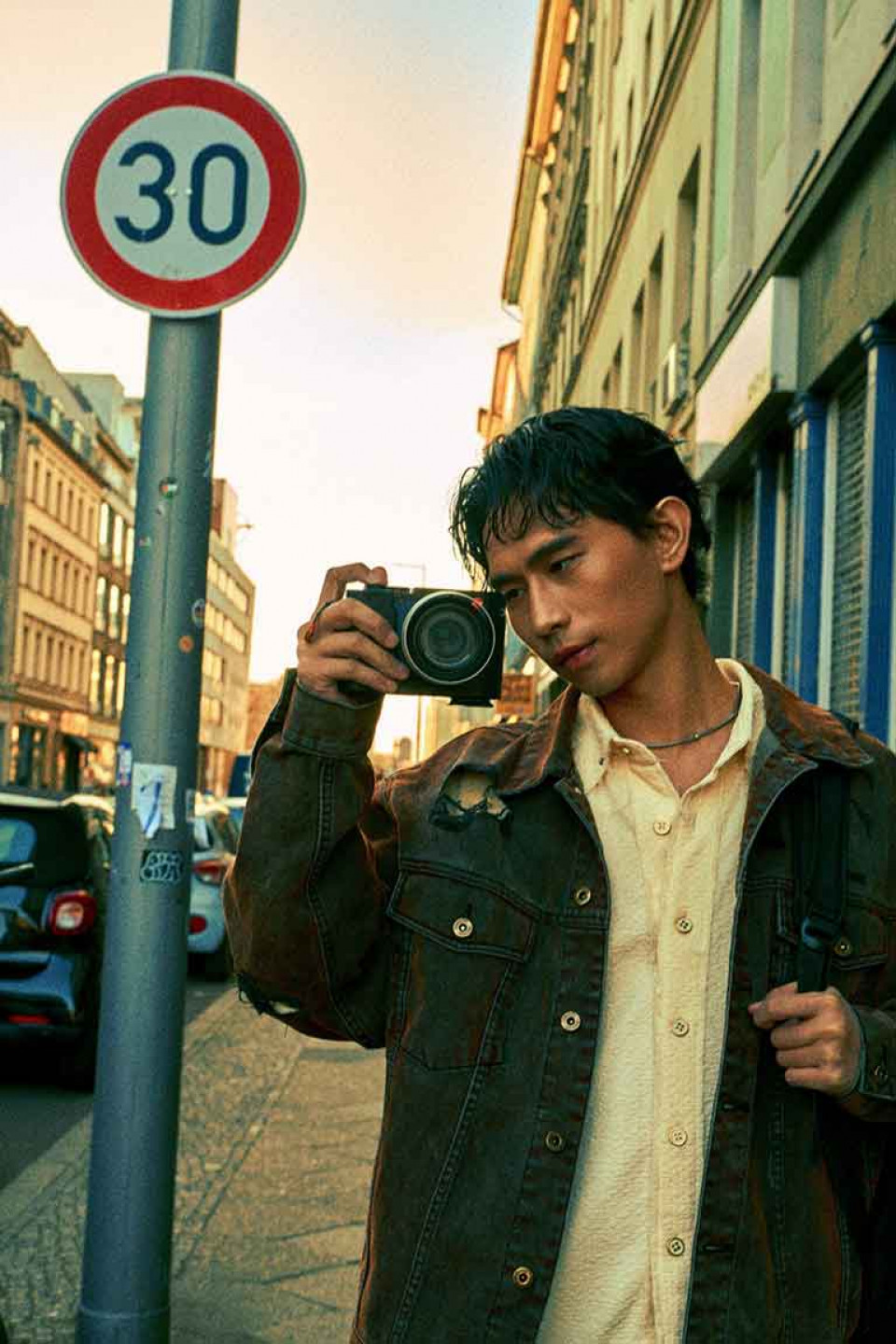 入圍2025金曲獎最佳國語男歌手柏霖PoLin-第二波靈魂主打歌〈破繭〉0516數位上架