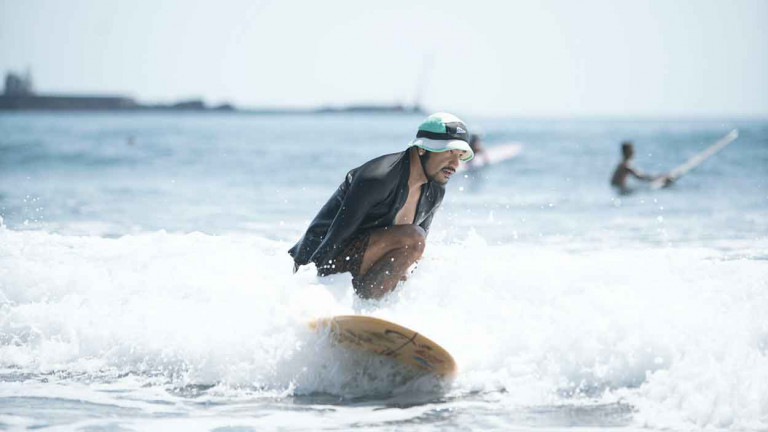 張震嶽睽違六年回歸新作〈浪人的…〉寫下一段關於「醒來」的浪人情歌