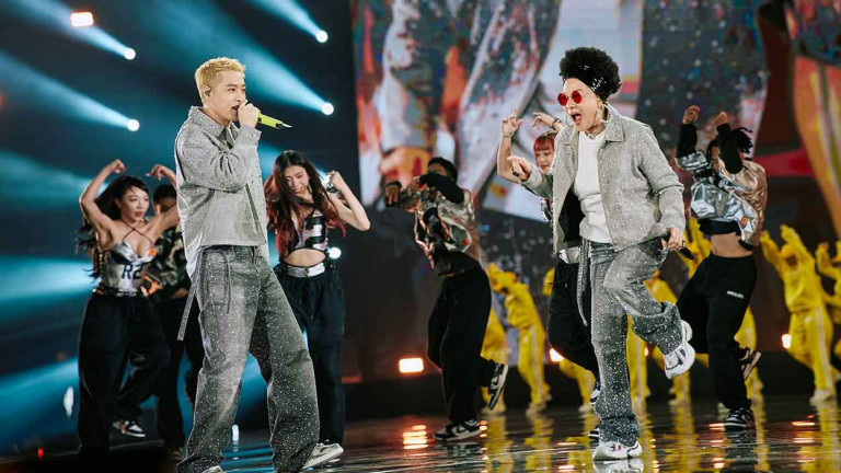 周湯豪、比莉世壯運合體演出 笑聲與掌聲齊飛 後台巧遇「AI教父」！