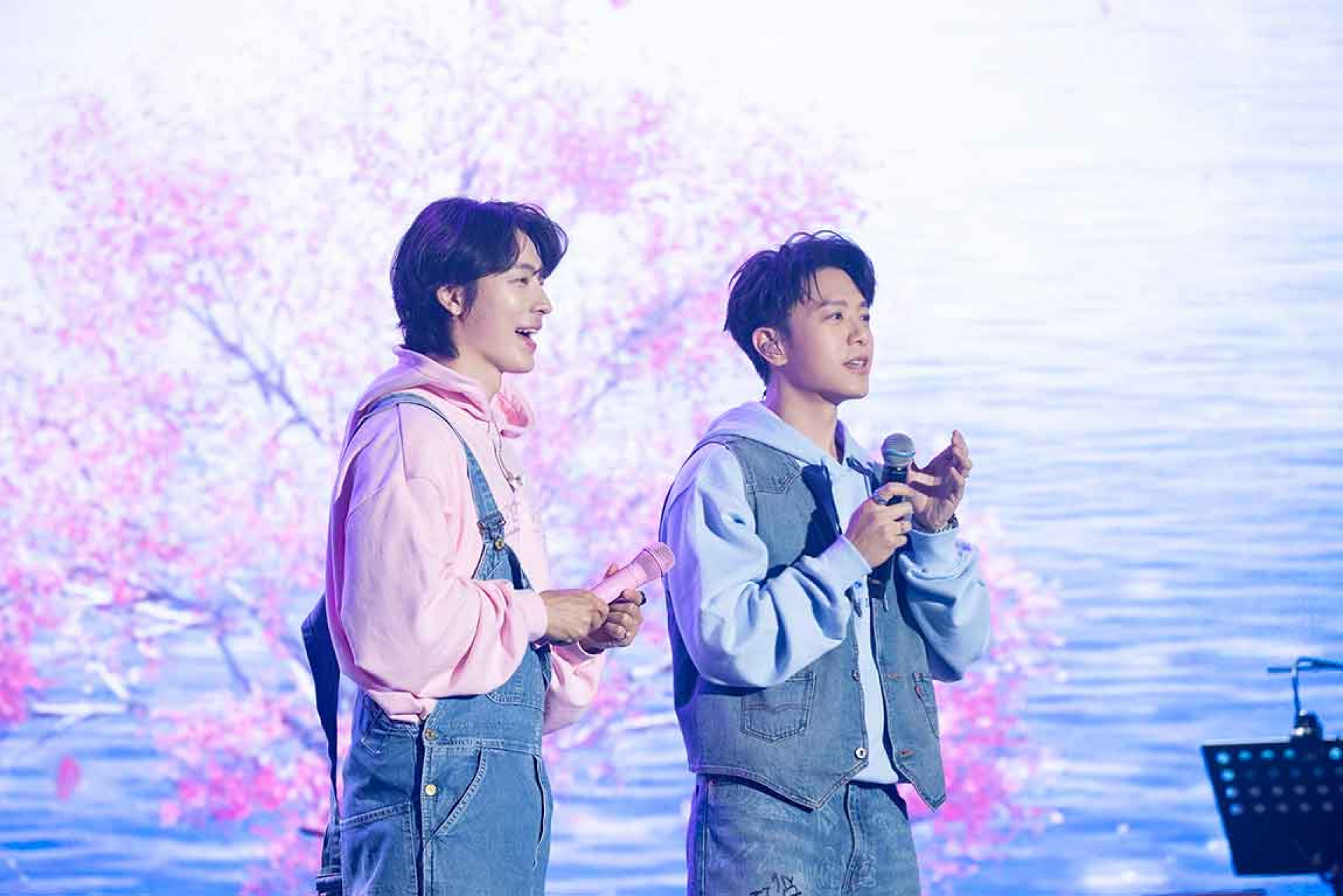 東海(左起)、 韋禮安