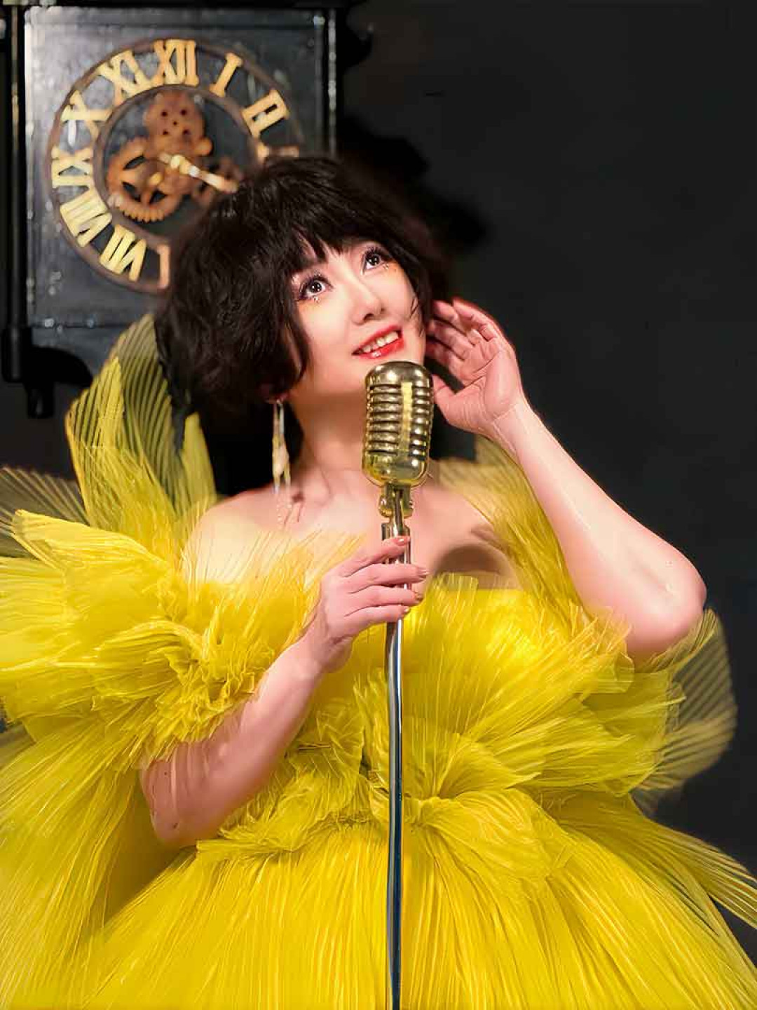 周思潔〈一個人單身〉MV