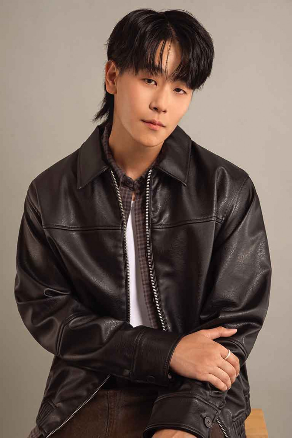 卓振聲再次挑戰自我,全新雙語單曲溫暖詮釋陪伴與信念 。