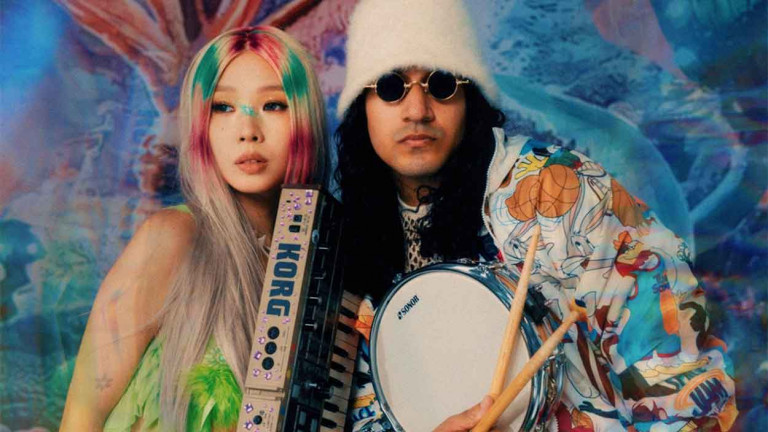 Fi-Né 粉內最新EP《Parallel Hearts》展現超越語言與現實 來自平行宇宙心臟交會之際的靈魂撞擊