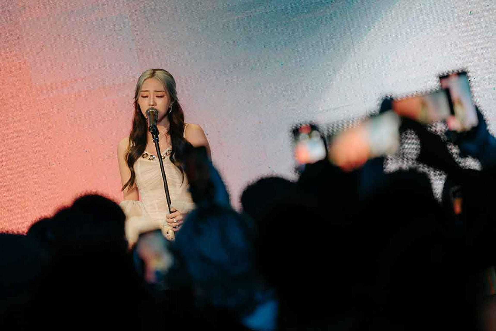 艾薇宣告《當大人》!精心設計兩天兩場演出會歌迷