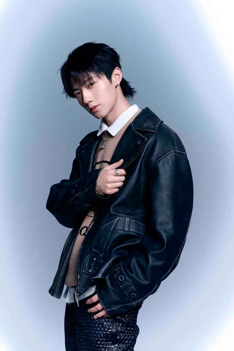 翟浚安在舞台上專注耀眼,舞台下展現自然親和力,成為眾多品牌看好的新生代合作首選(照片提供:凱渥集團種子音樂)