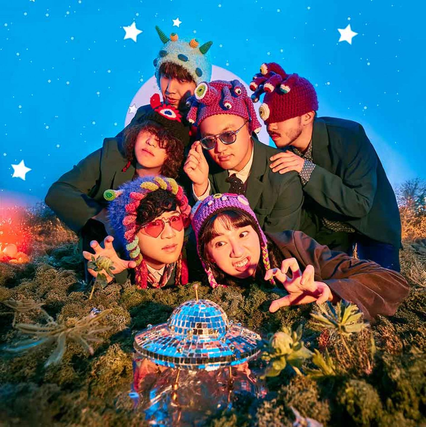 〈飛了五千鐘頭來見你〉唱出跨星球戀愛的緊張與期待