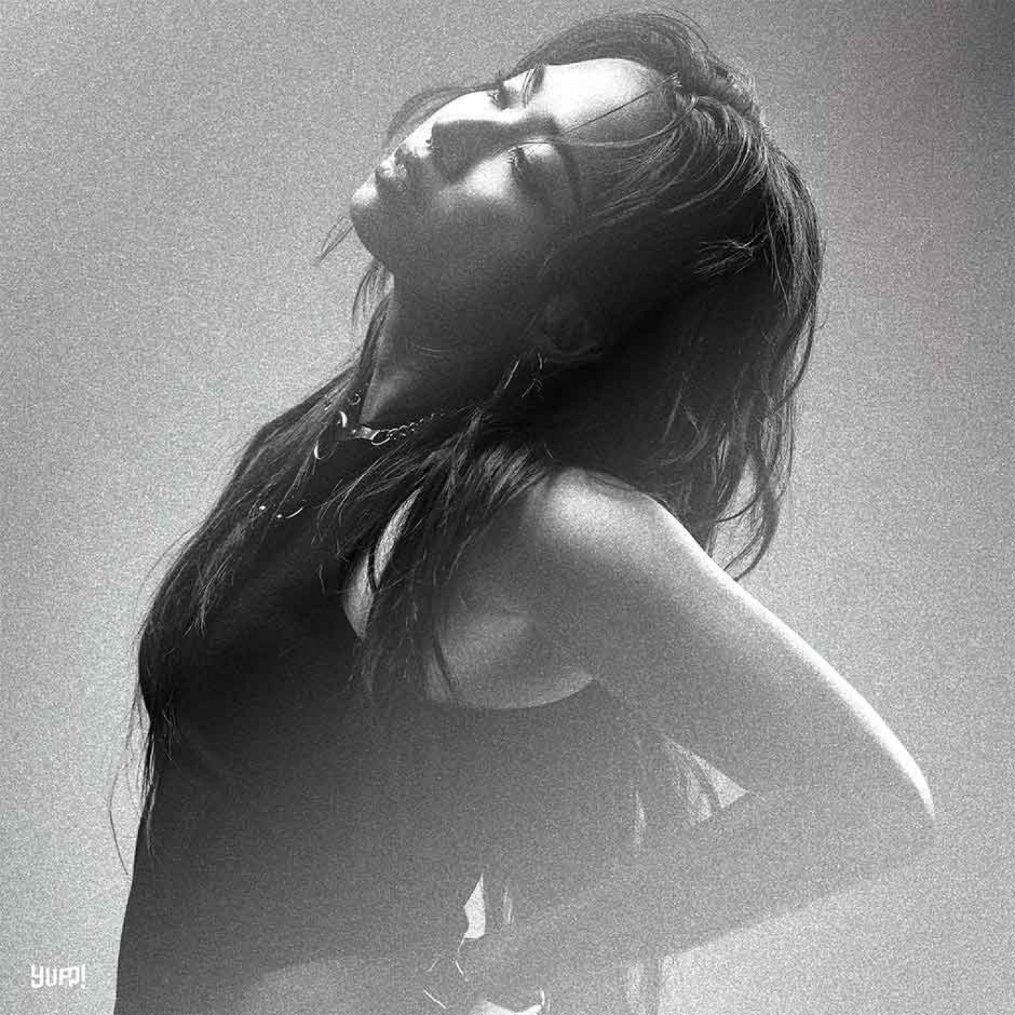 MILLI〈MENACE〉單曲封面