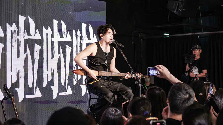 華語樂壇多面才子陳德修唱回台北！重現東城衛多首經典代表作