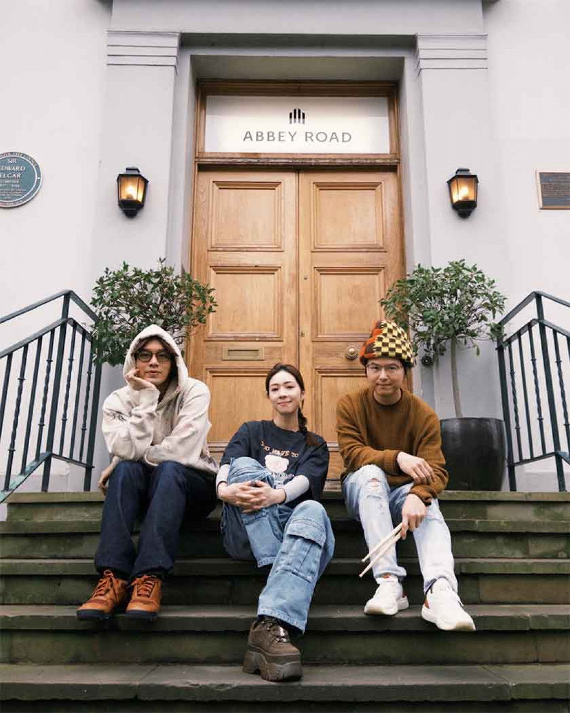 超人氣天團告五人躍上世界音樂殿堂　首度登陸艾比路錄音室錄專輯。（相信音樂提供）