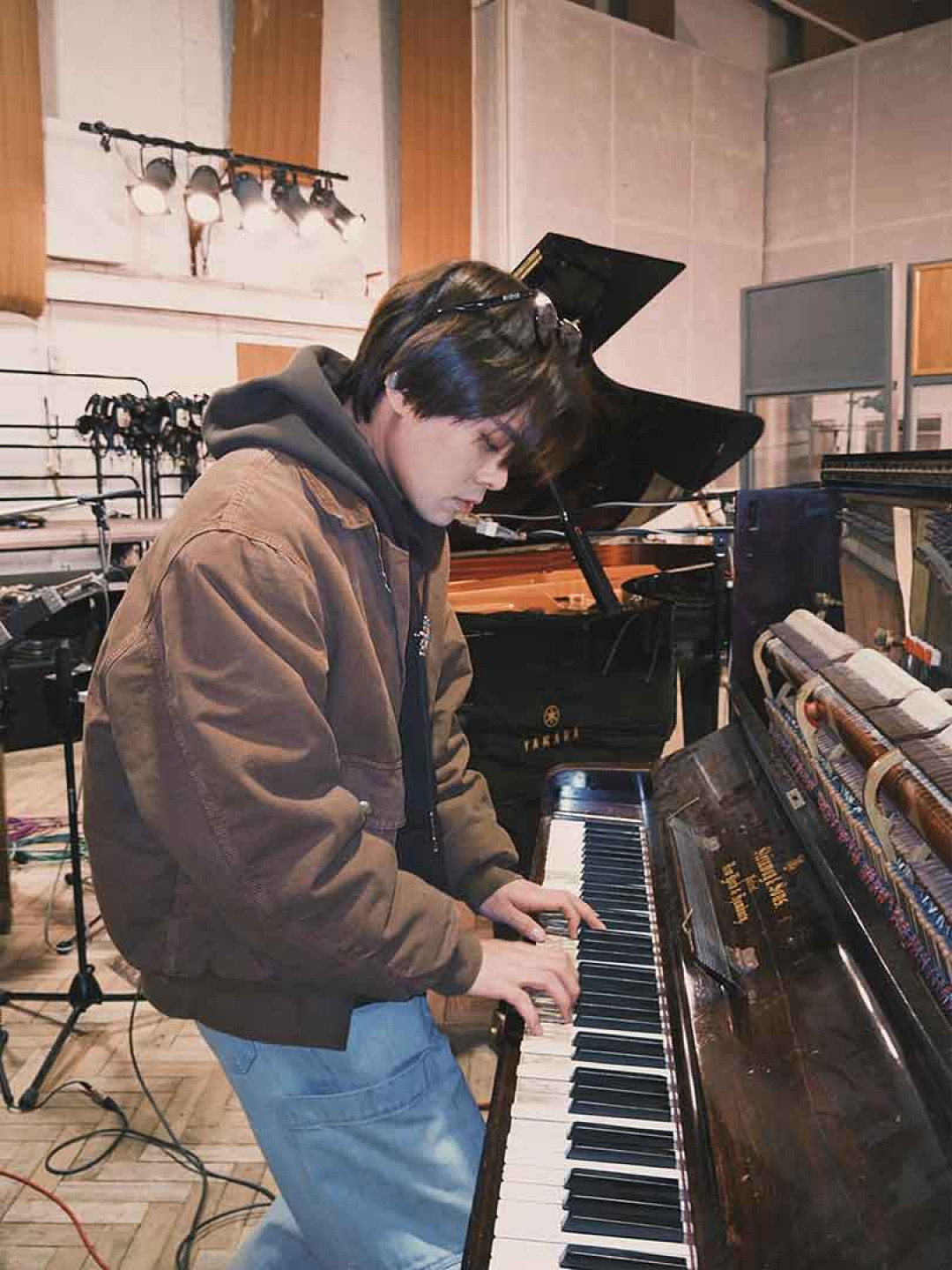 告五人雲安表示,Abbey-Road的類比錄音和整個空間感非常溫暖。(相信音樂提供)