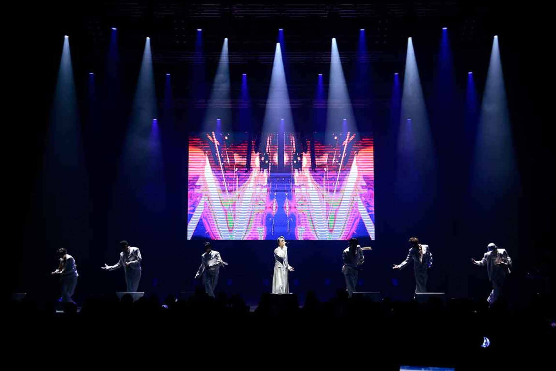 EXILE-1st-FAN-MEETING-IN-TAIPEI4