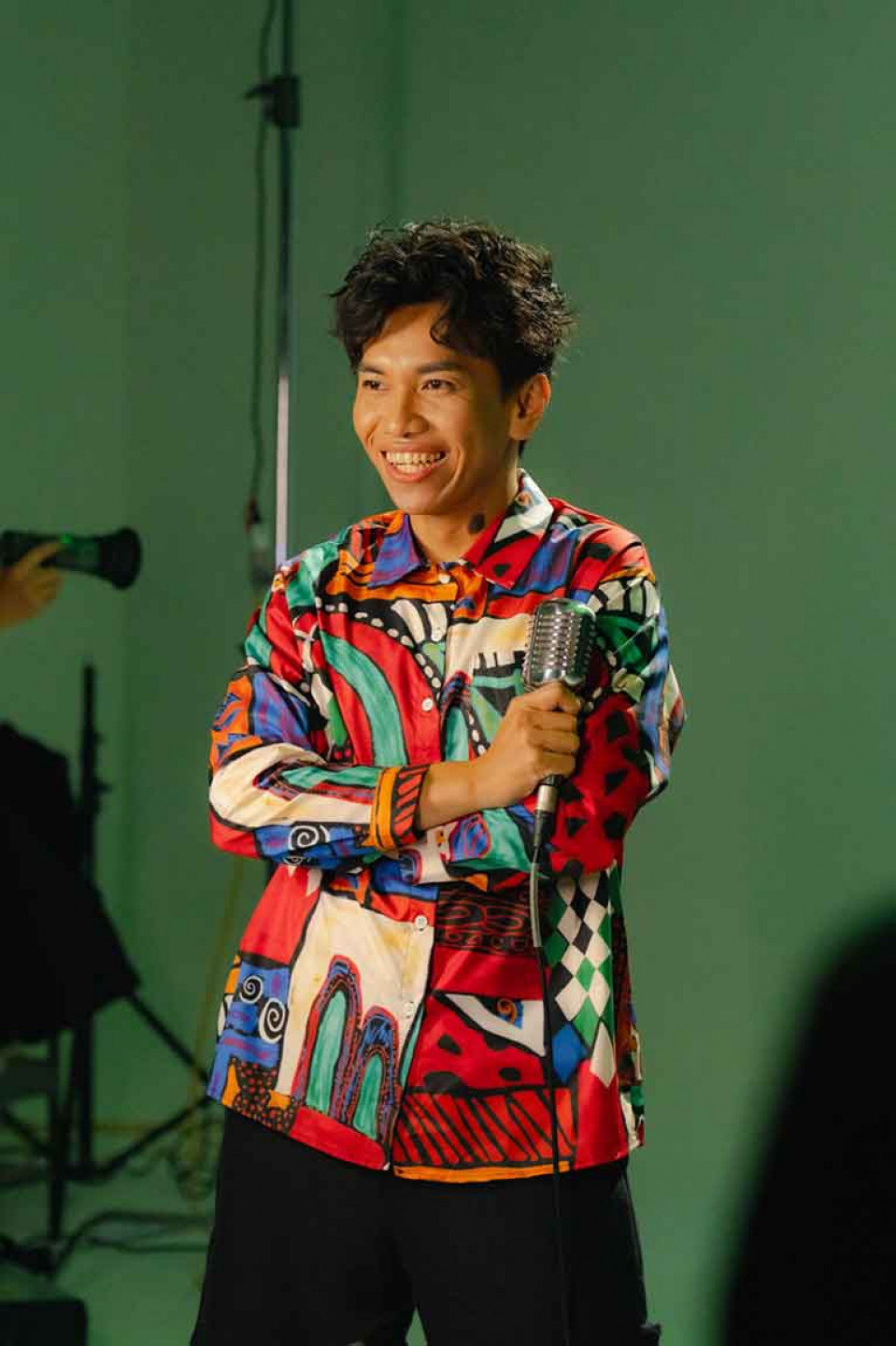 專輯首波復古動感舞曲〈快樂吧 takiararagay〉搶先釋出