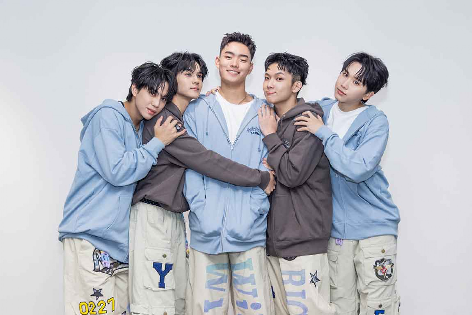 AcQUA源少年,左起李秉諭、盧佾暘、須弘道、林毓家、黃莑茗(照片提供:種子音樂)