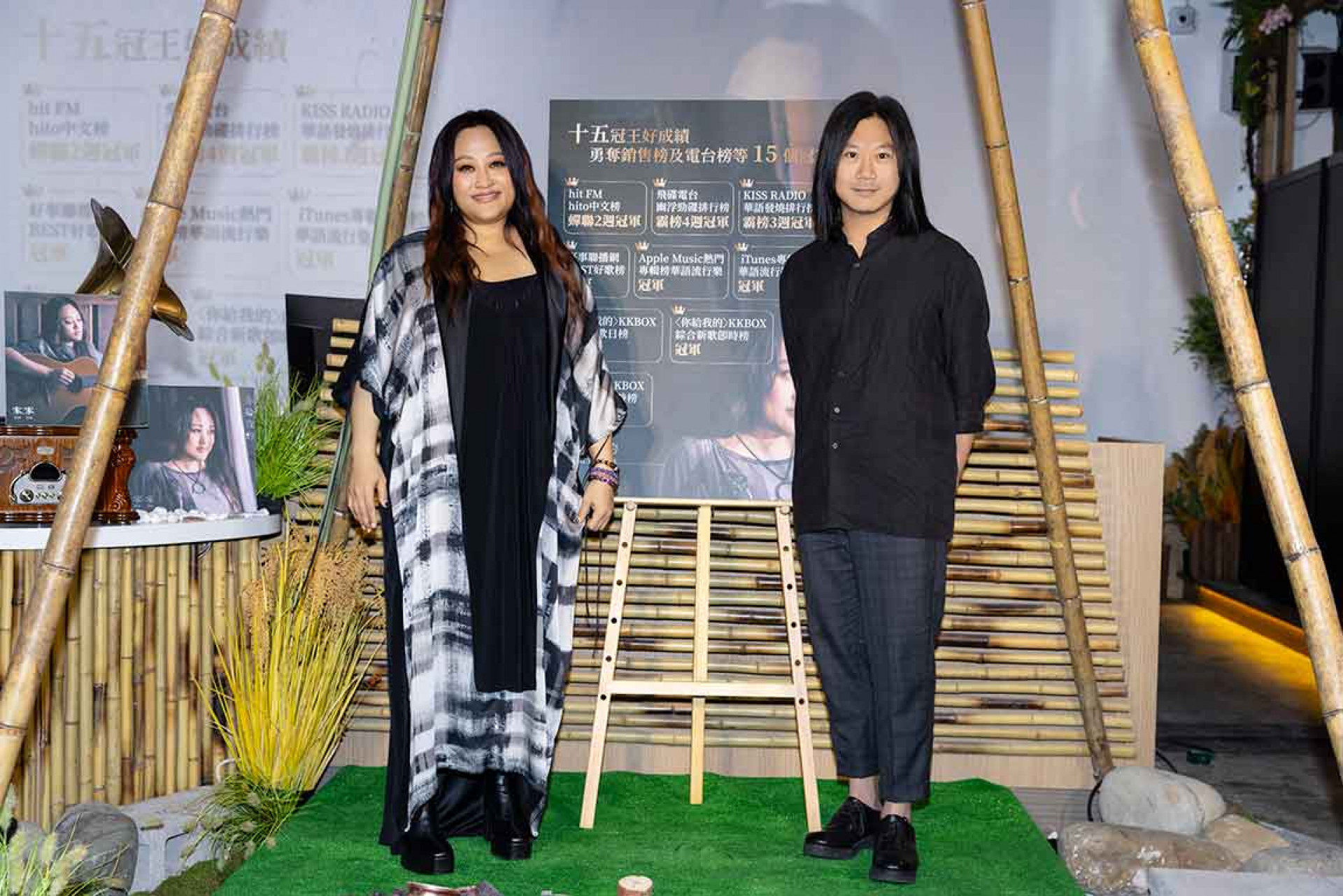 家家和音樂總監五月天瑪莎心血之作《你給我的》專輯橫掃各大音樂平台排行榜，奪下十五冠王好成績。（相信音樂提供）