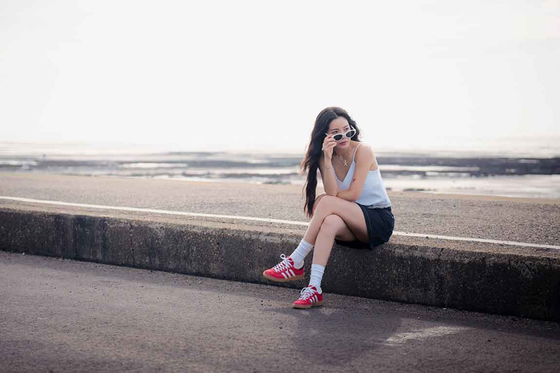 Solar頌樂日前推出單曲《Floating Free》,數位平台上表現成績亮眼