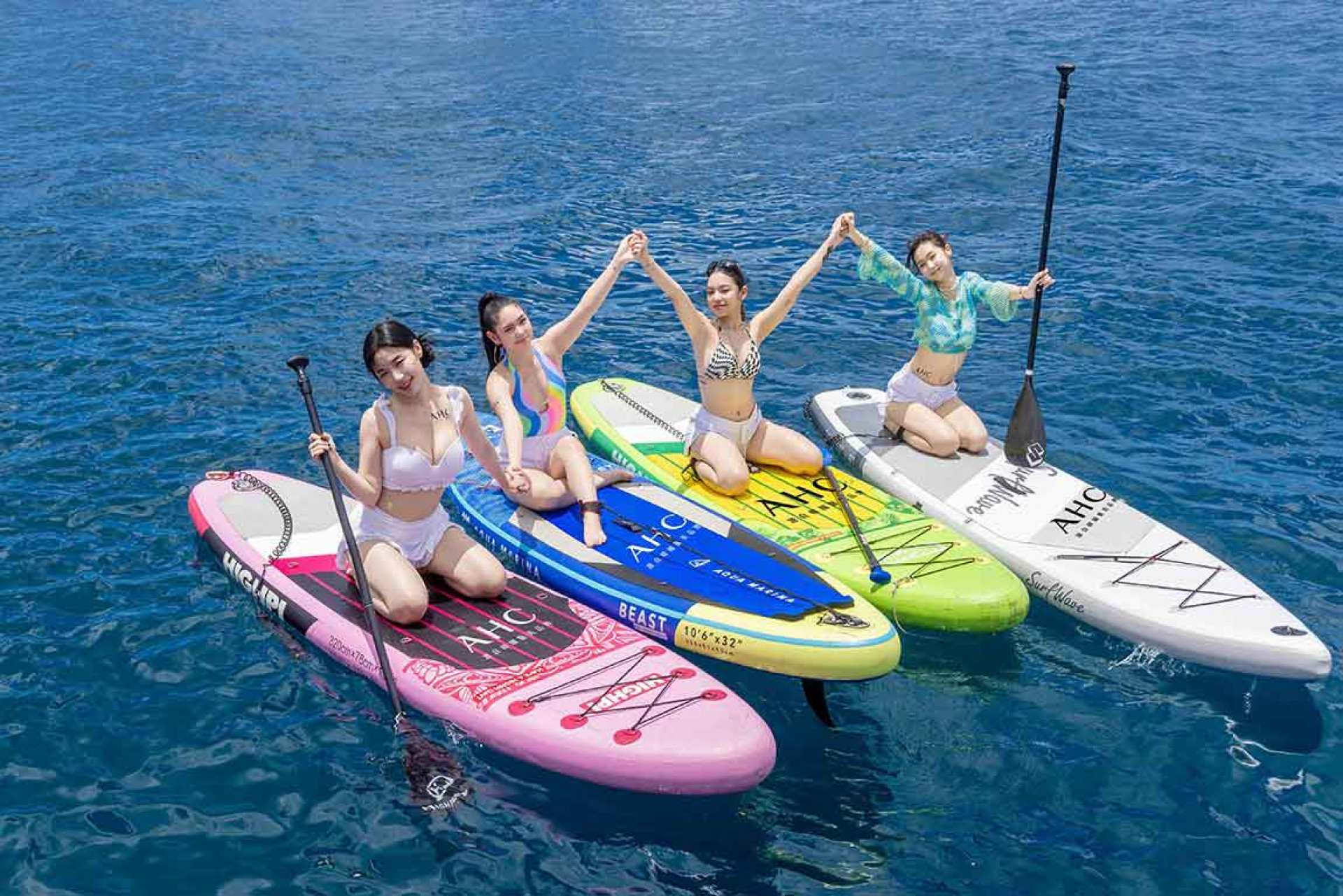 人氣韓籍啦啦隊趙娟週、新時代顛覆系女團 babyMINT