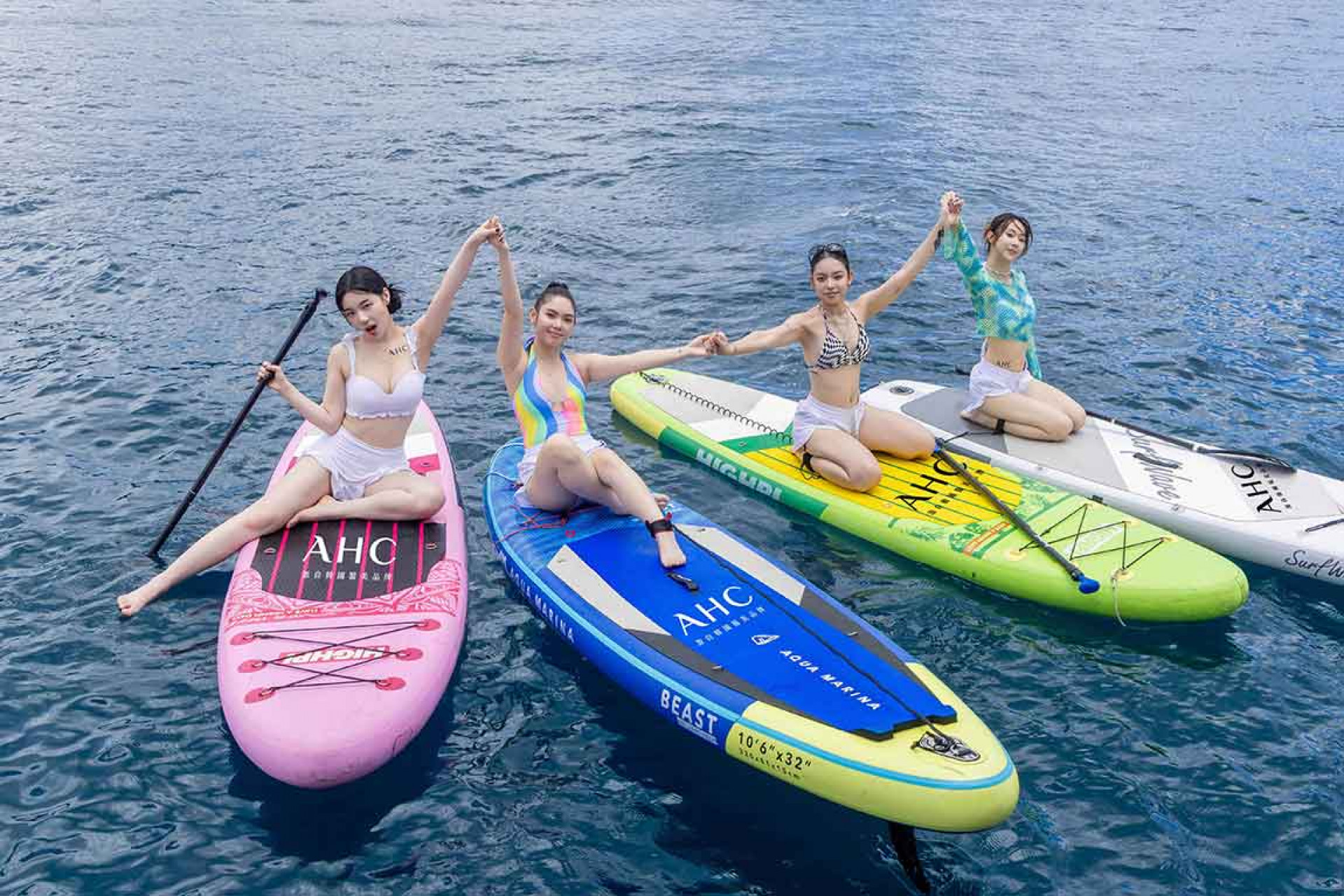 人氣韓籍啦啦隊趙娟週、新時代顛覆系女團 babyMINT