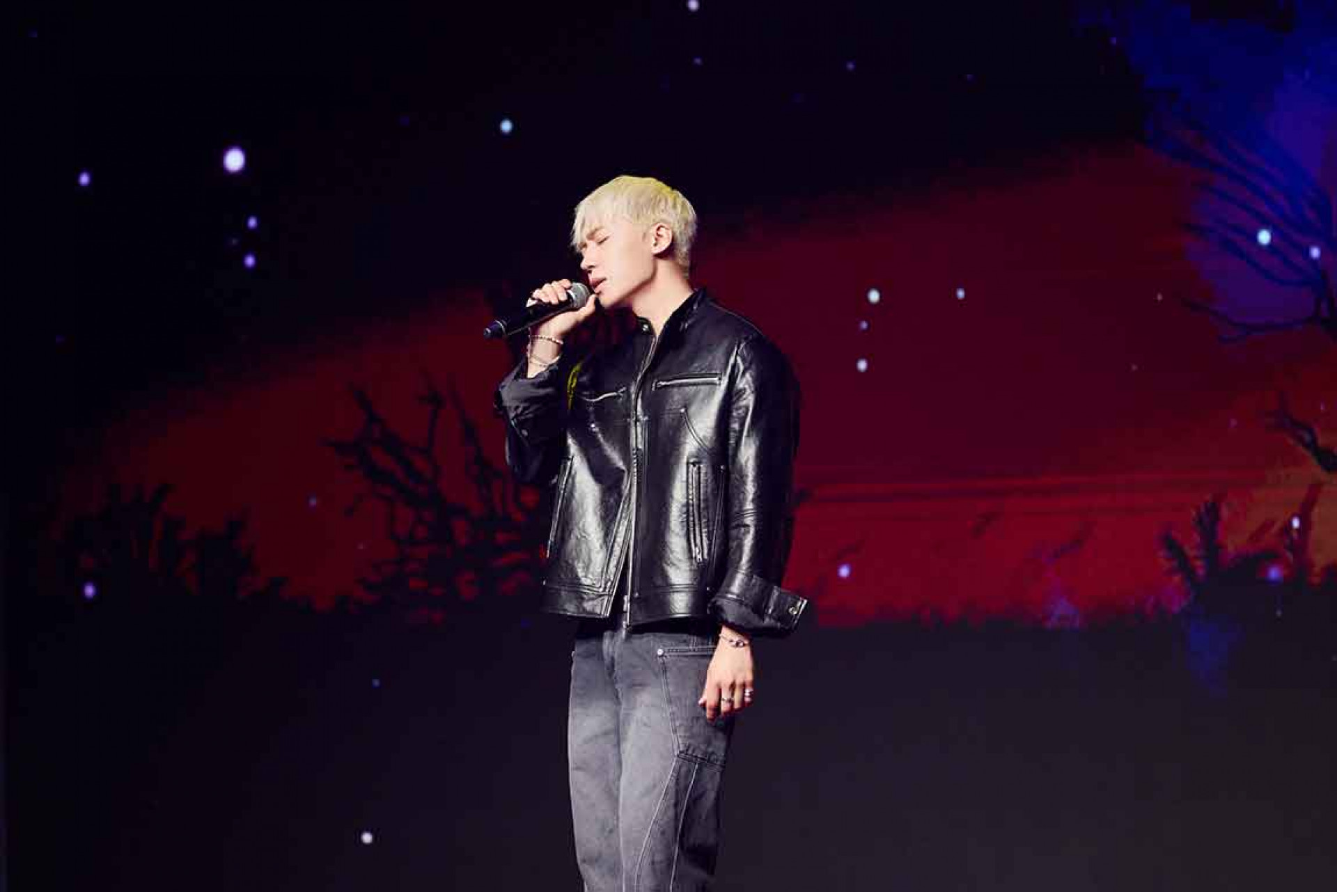 4首solo單曲展現能文能舞全方位實力！專程練中文歌挑戰吳克群經典情歌〈為你寫詩〉獻ANGEL