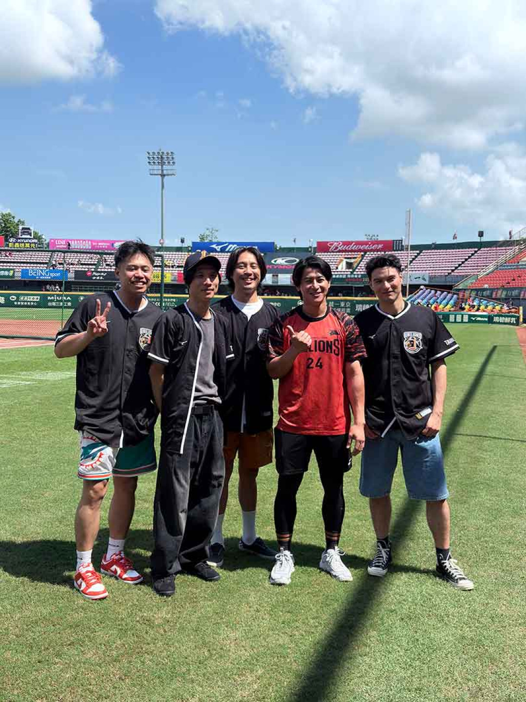 鳳小岳見到台灣隊長超嗨 笑稱「我是去追星」