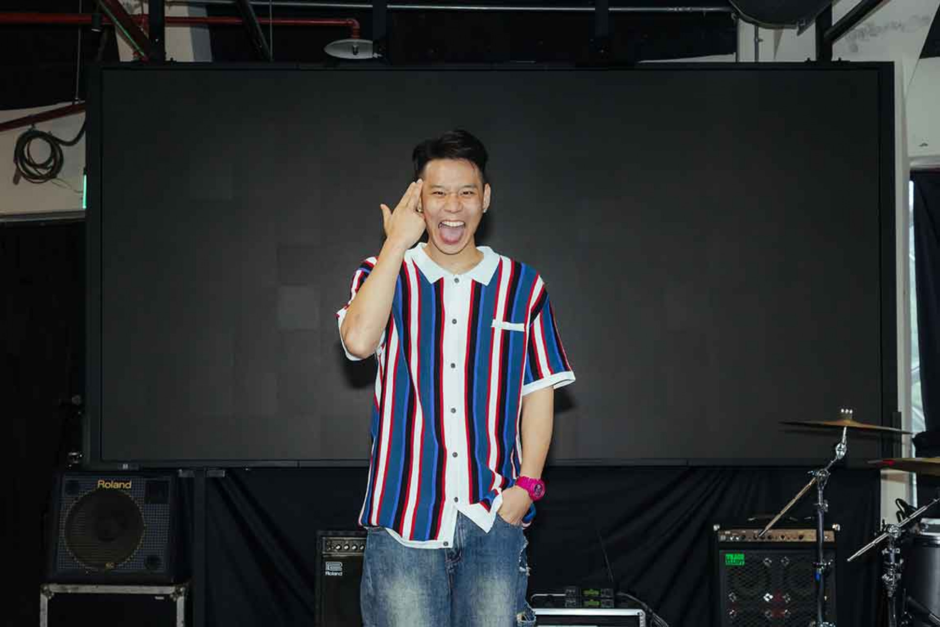 來自嘻哈廠牌「錯頻 Error Frequency」的黃右年 ASSKiD