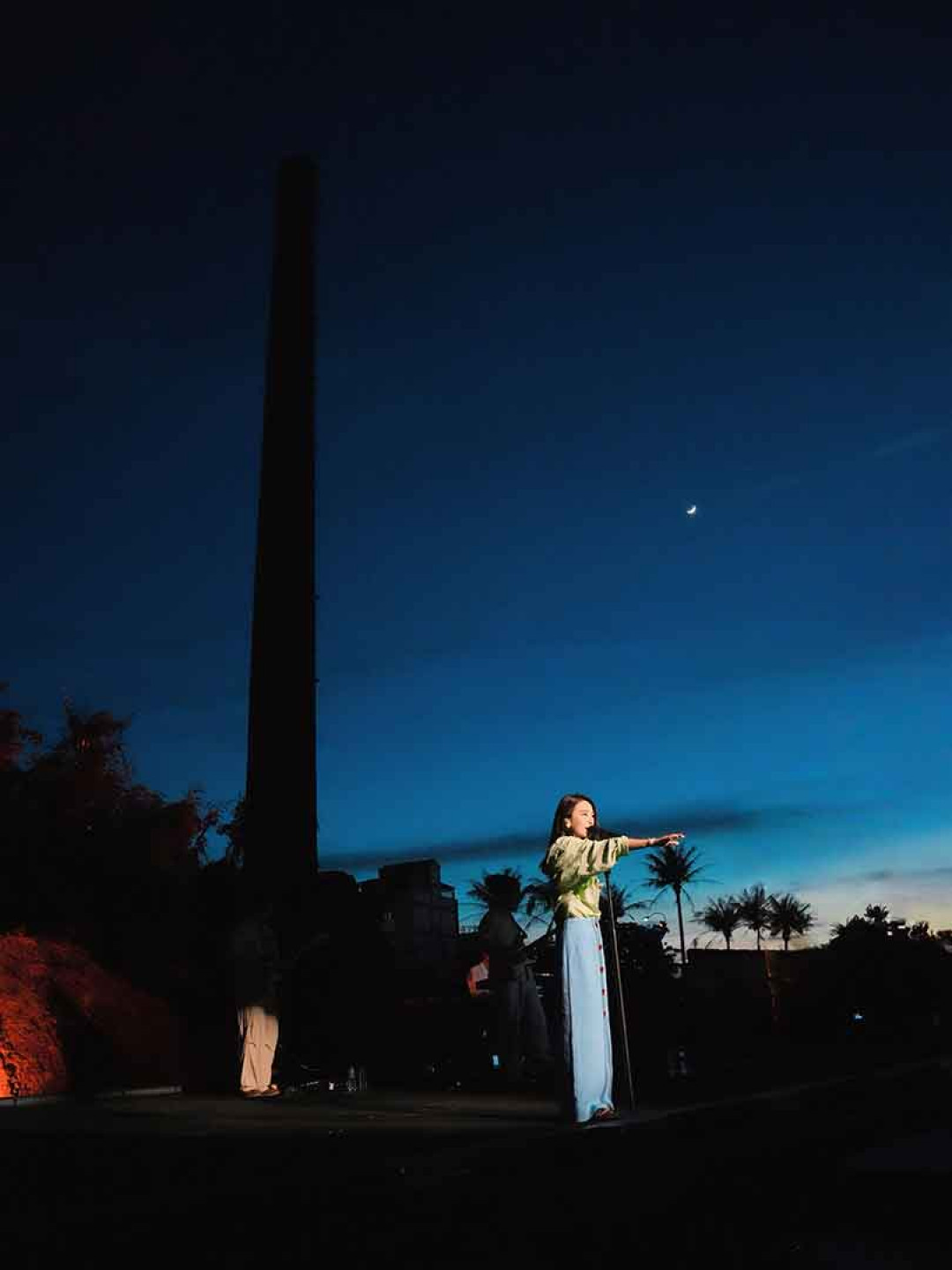 《田調》又再次解鎖演唱場域,田馥甄置身其中開唱,興奮直呼:「好可愛!磚窯好像動漫片場景,太夢幻了!」