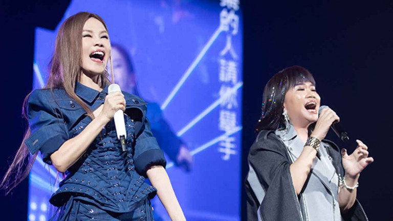 鐵肺歌后彭佳慧與客語唱將吉那-楊淑喻對飆新單曲〈捉迷藏〉如同上演「音樂宮鬥劇」