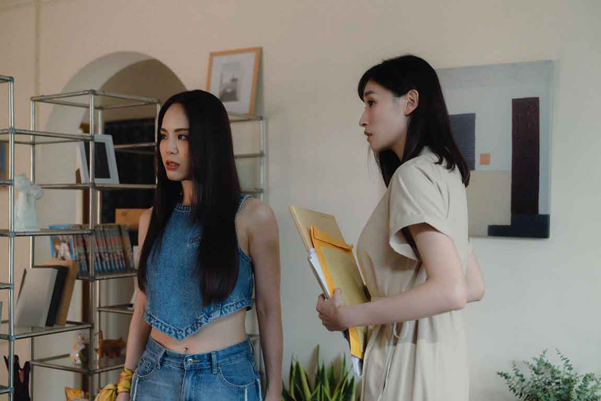 化身幽默說書人 MV真實呈現同志家庭與婆媳互動兩大生活情境