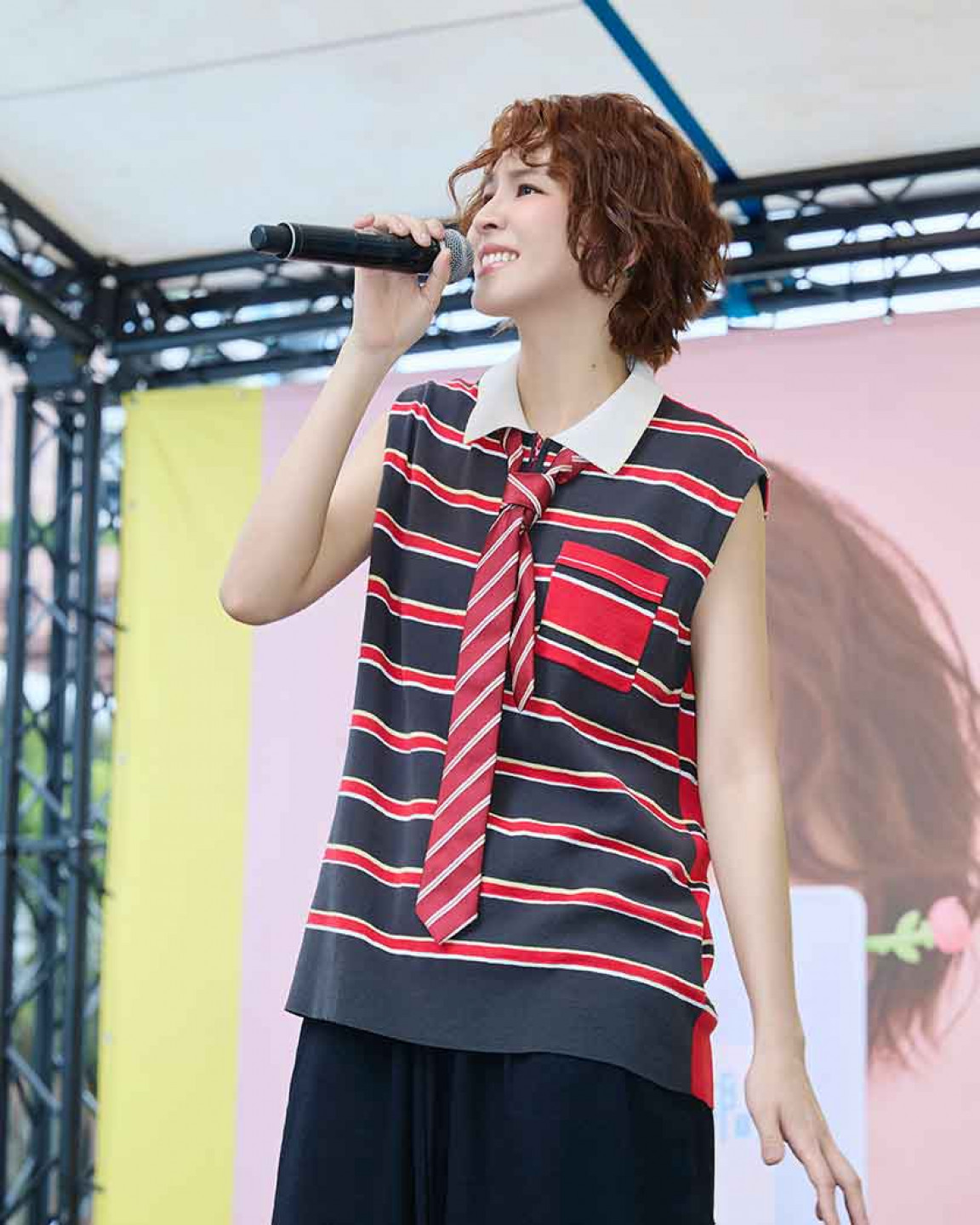 首唱〈失眠的人〉笑說自己昨天真的失眠