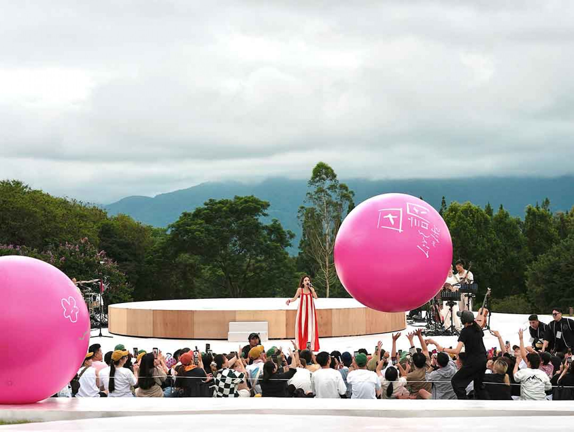 與無緣萬里樂迷在埔里相會!田馥甄喊話:差一個字差幾百里!過程雖然不是盡如人意,來到埔里卻有出其不意的美好